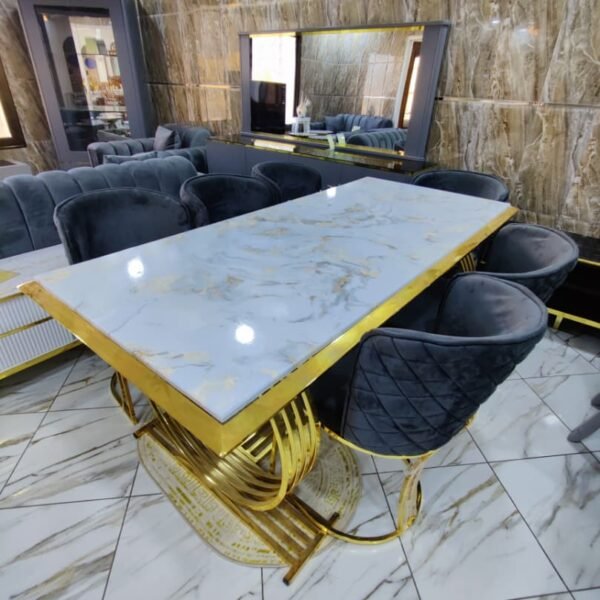 TABLE SALON 6 CHAISES TRIANGLE CH